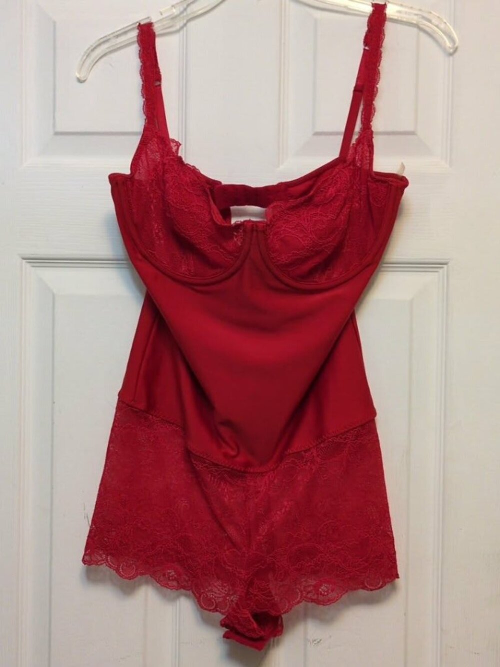 Yummie Laney Red Lace Underwire Shaping Bodysuit Teddy Shapewear Women's Size L